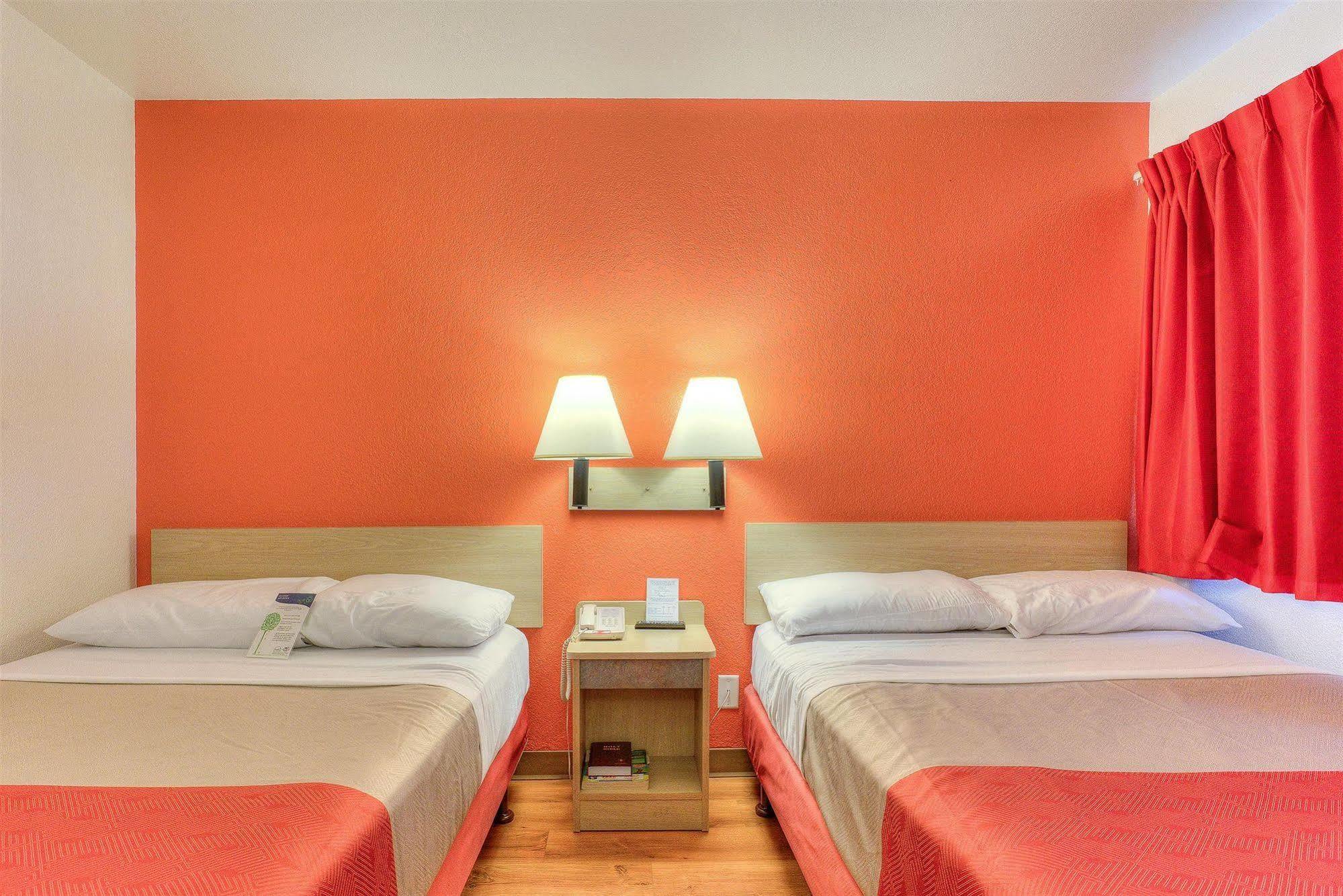 Motel 6-Tigard, Or - Portland South - Lake Oswego Exterior photo