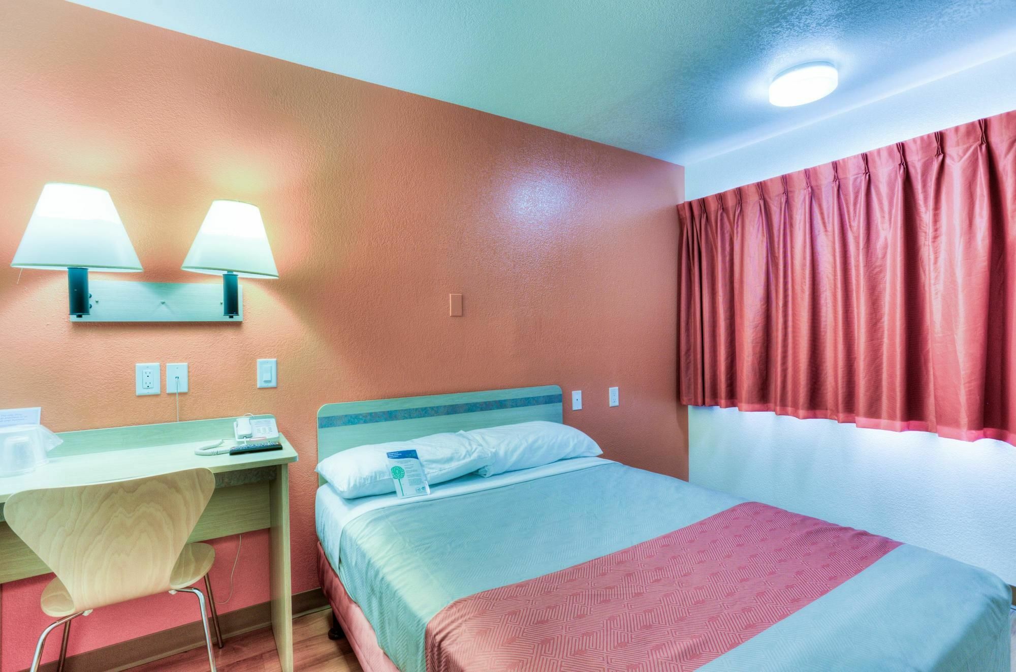 Motel 6-Tigard, Or - Portland South - Lake Oswego Exterior photo